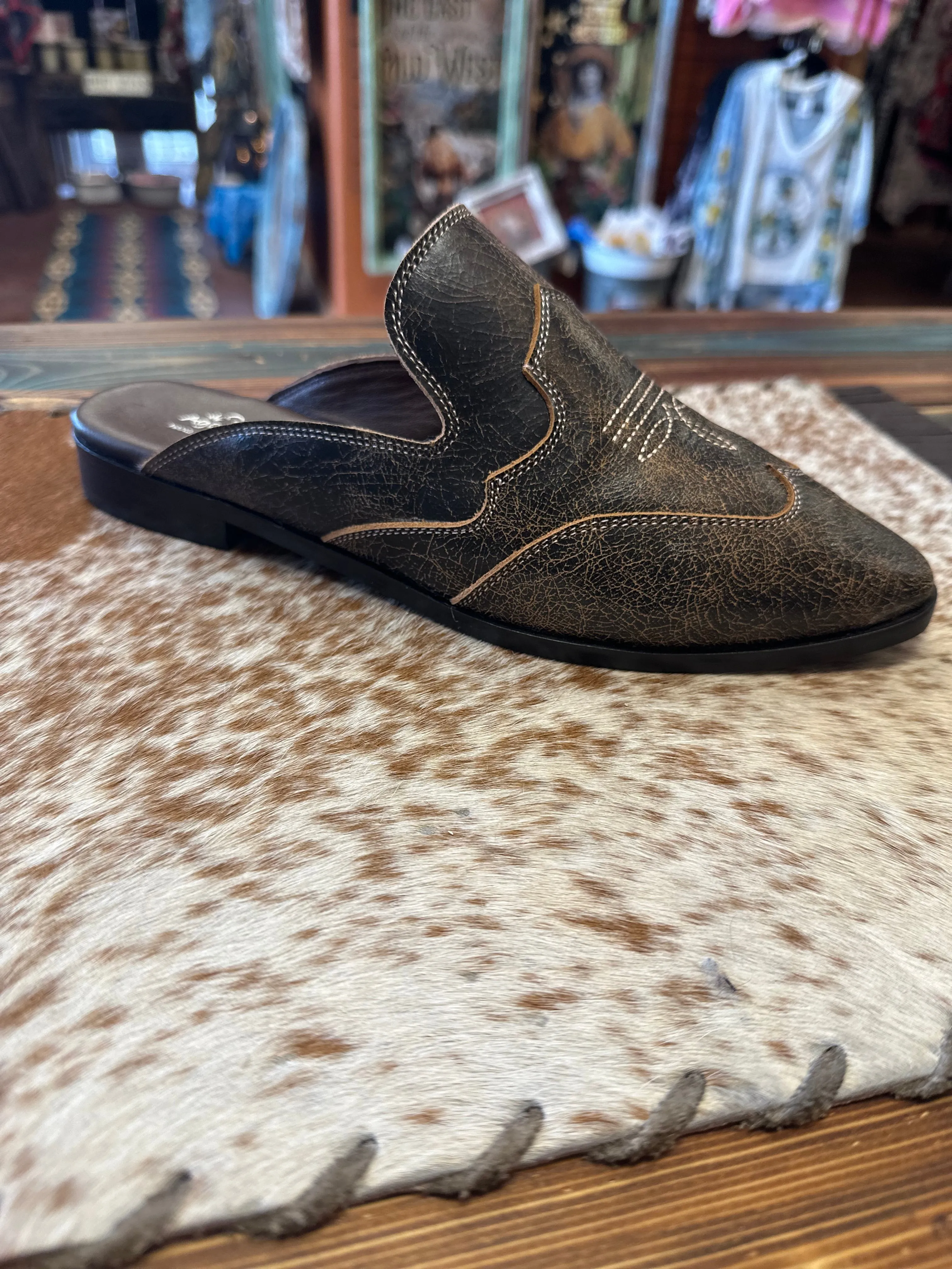 Adair Flat Mule