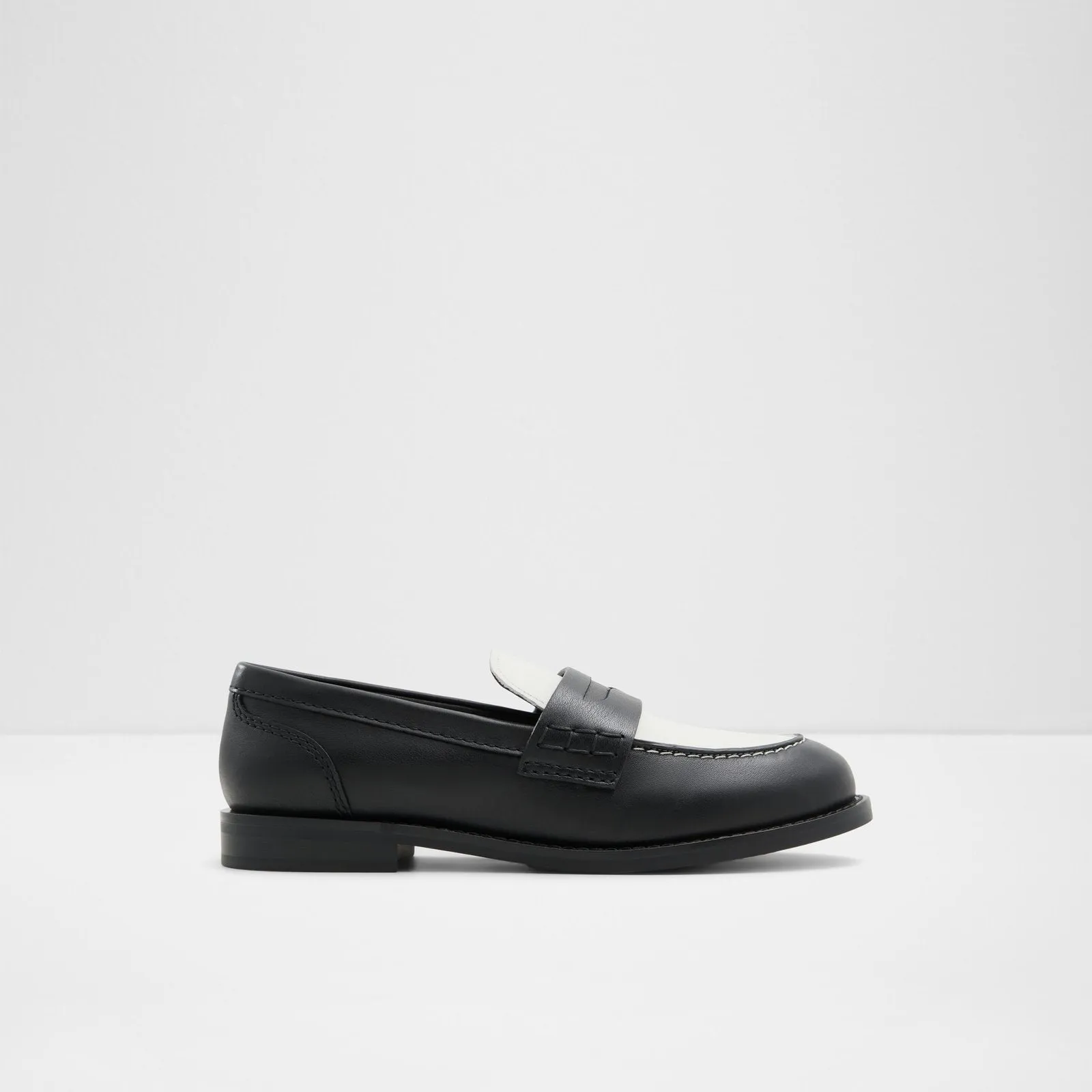 ADIBAEN Kadın Siyah Loafer