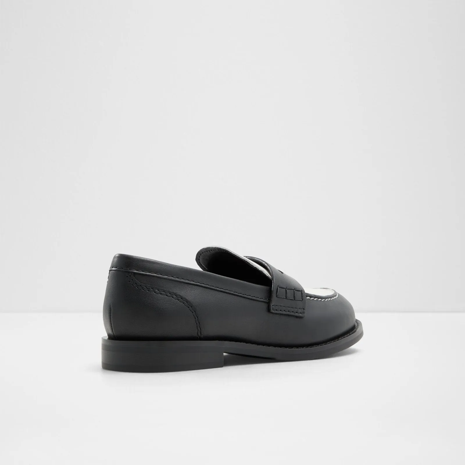 ADIBAEN Kadın Siyah Loafer