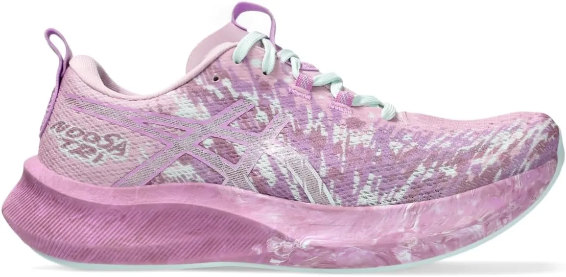 Asics Women's Noosa Tri 16 Sneaker