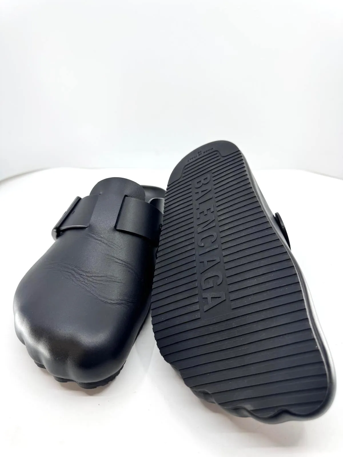 BALENCIAGA SUNDAY CALFSKIN LEATHER MULE CLOGS