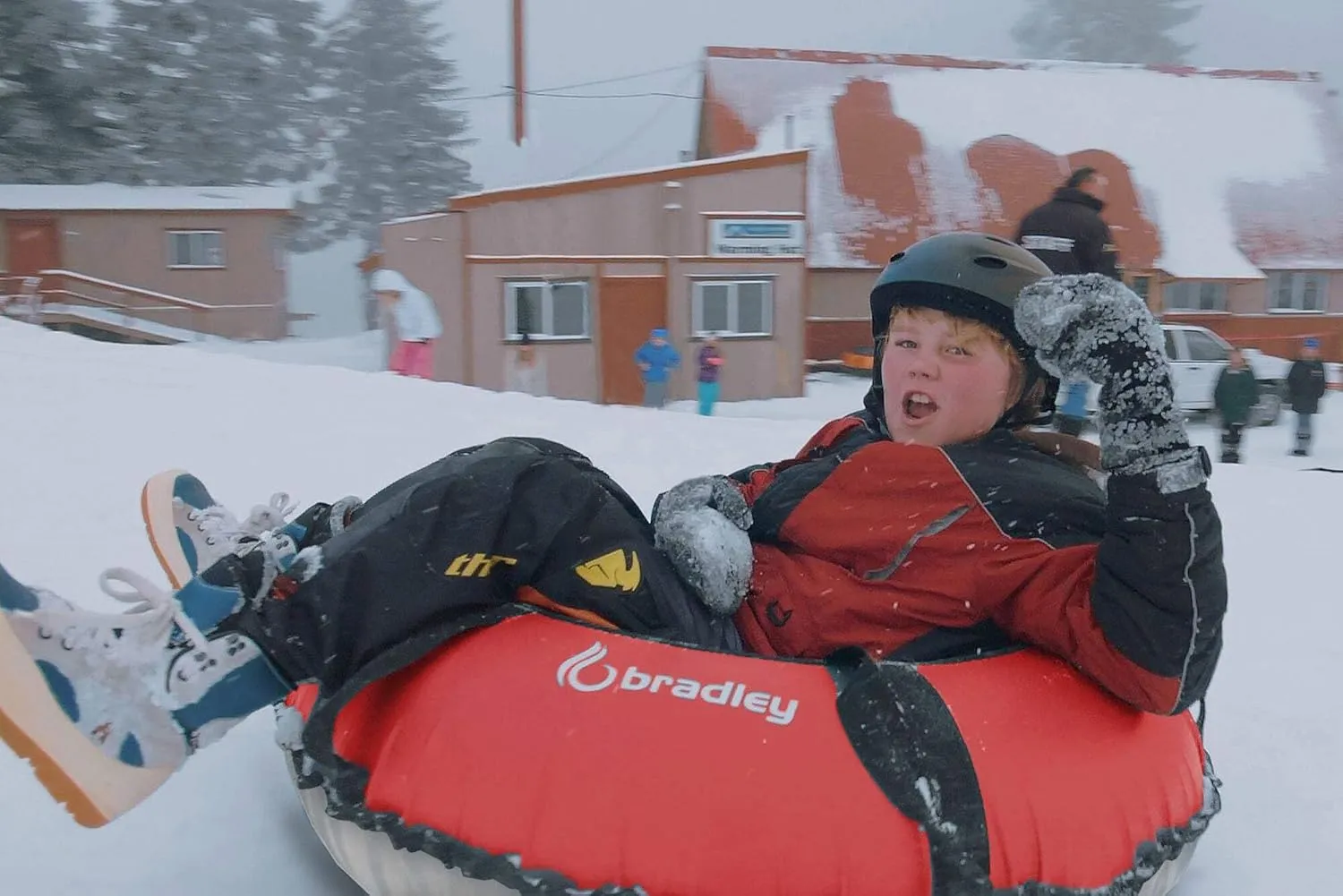 Bradley Snow Tubes: 42-Inch Heavy Duty Inflatable Sledding Tubes with or Without Padded Saucer Sled - Elevate Your Snow Fun! Best Sledding Adventure Tubes