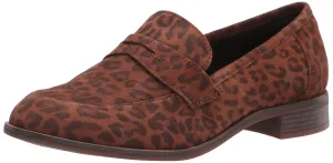 Clarks Women's Trish Rose Loafer, Leopard Print, 9