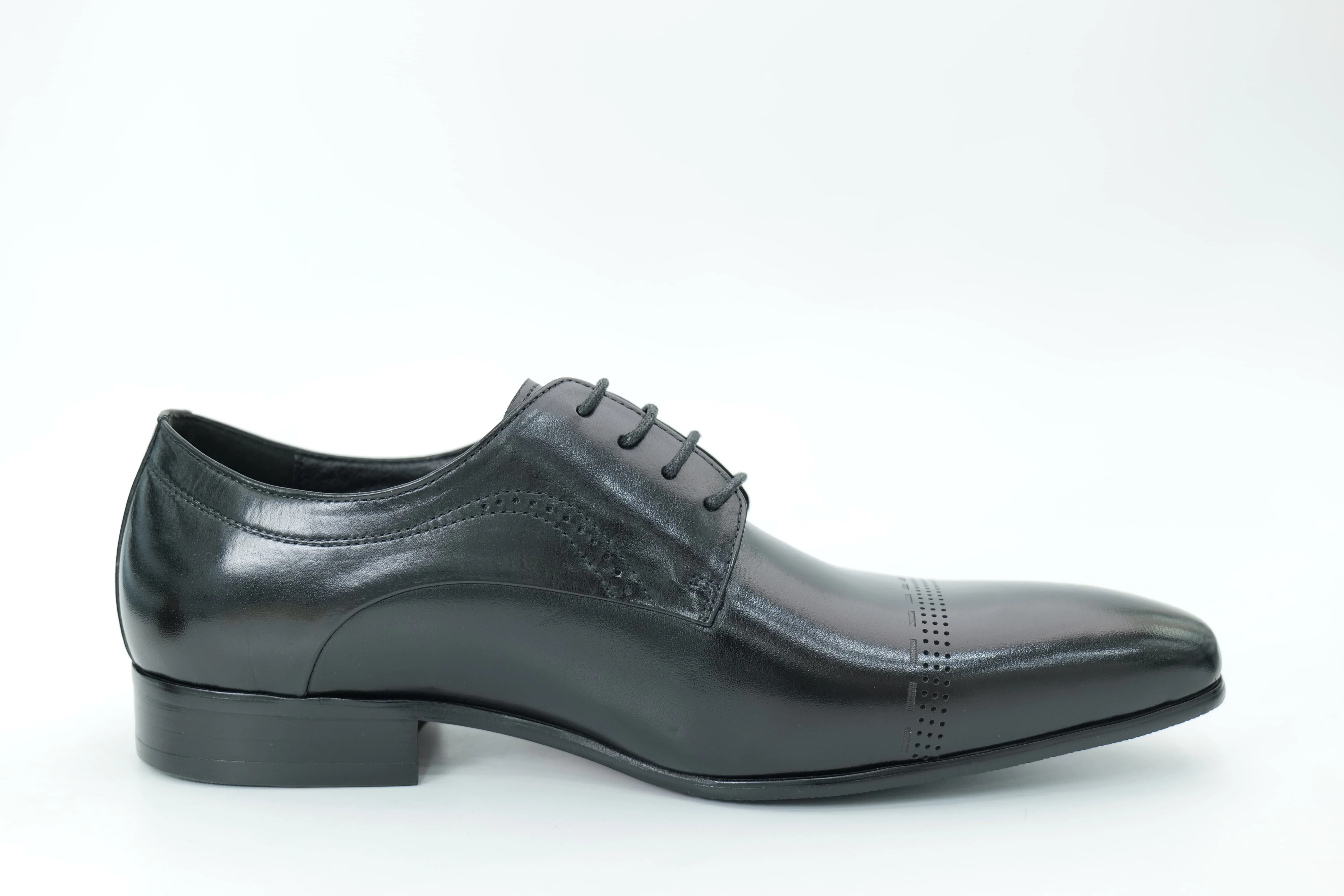 Derby shoes
