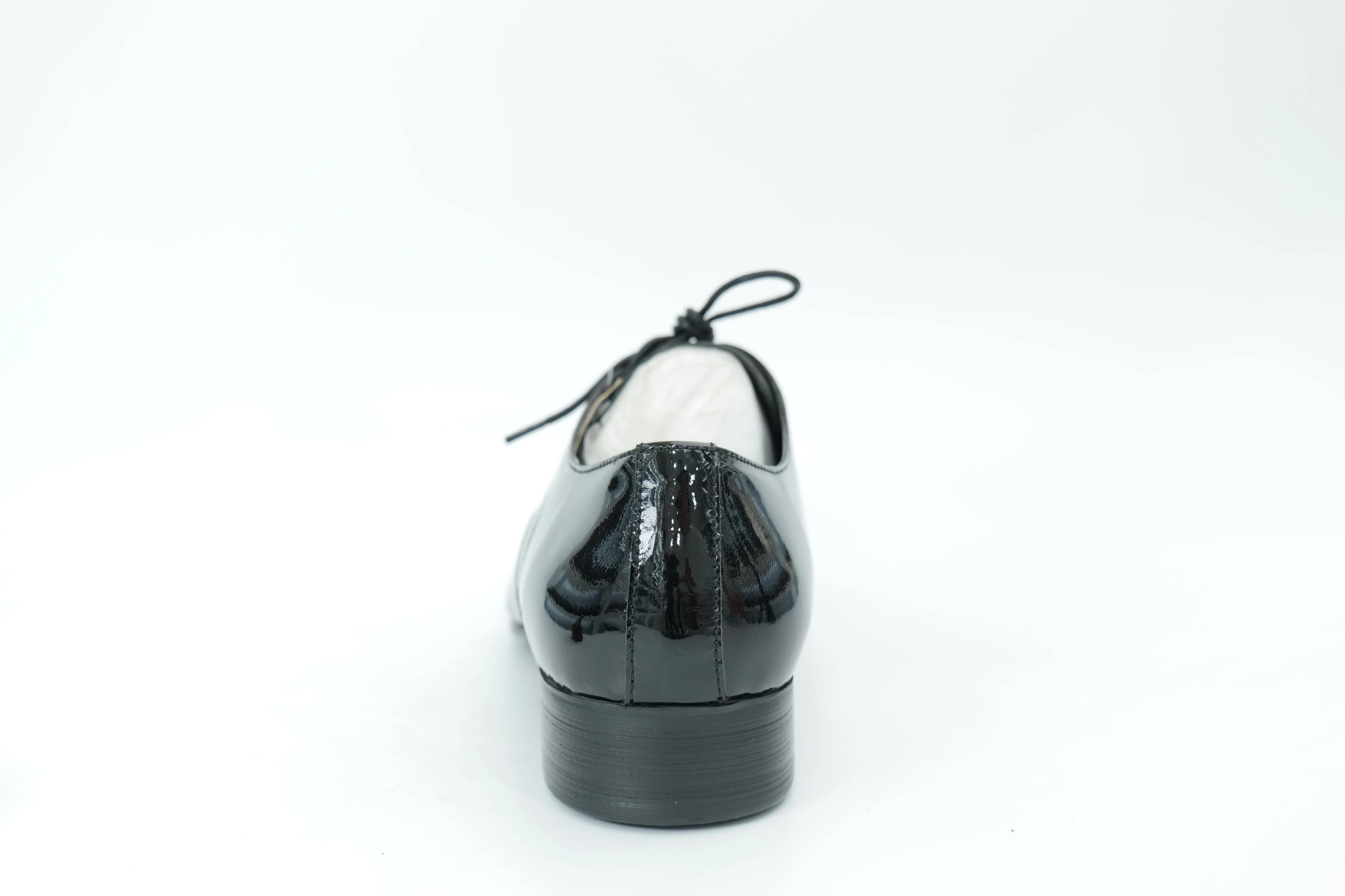 Derby shoes