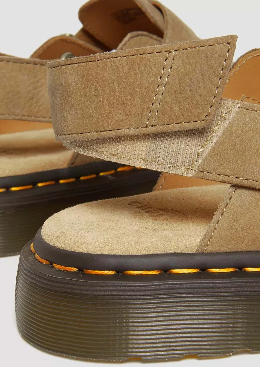 Dr. Martens Unisex Jorge II Savannah Tan Sandals