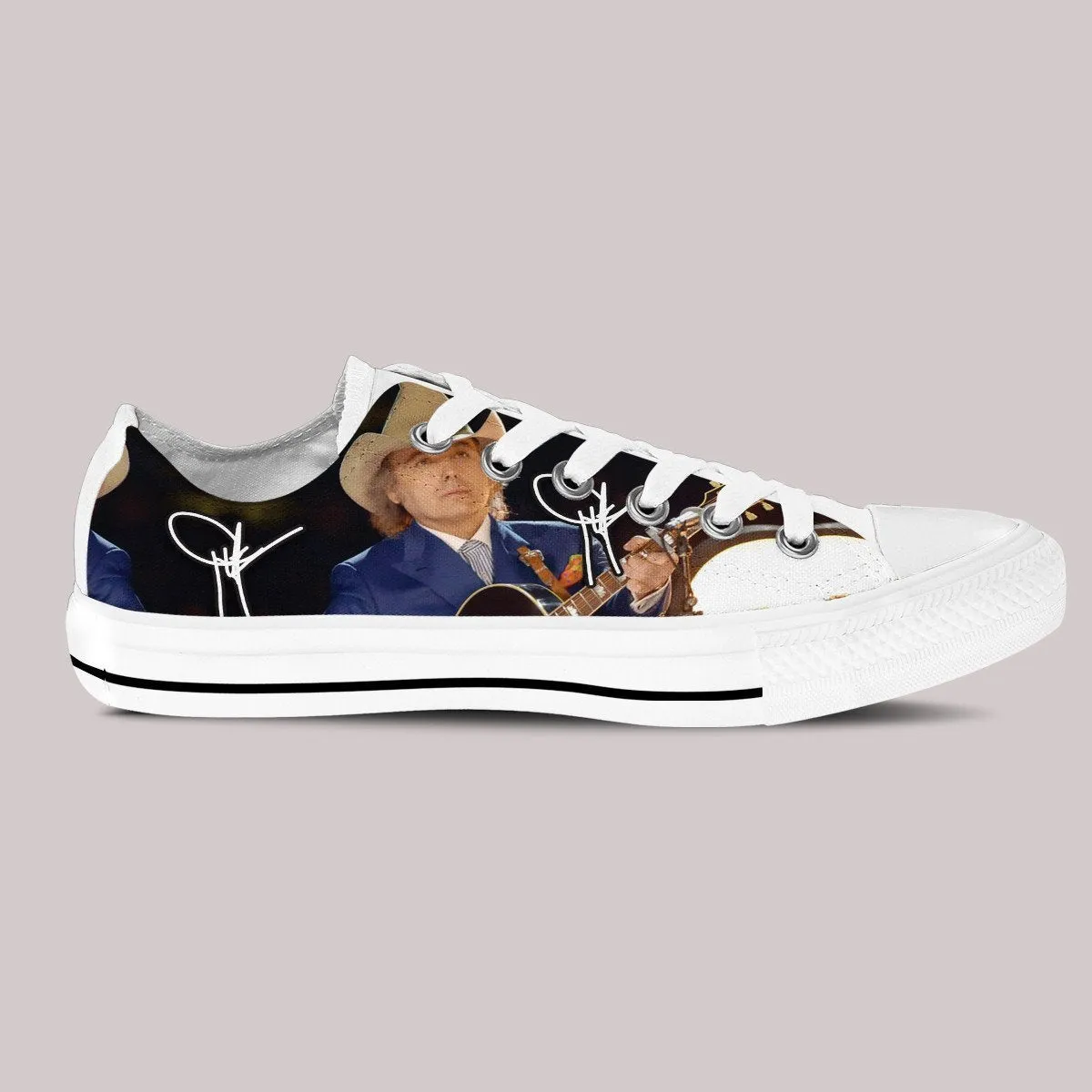 dwight yoakam ladies low cut sneakers