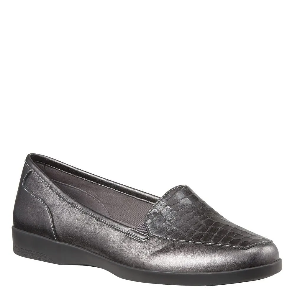 Easy Spirit Women's Devitt 10 Loafer, Pewter, 6.5