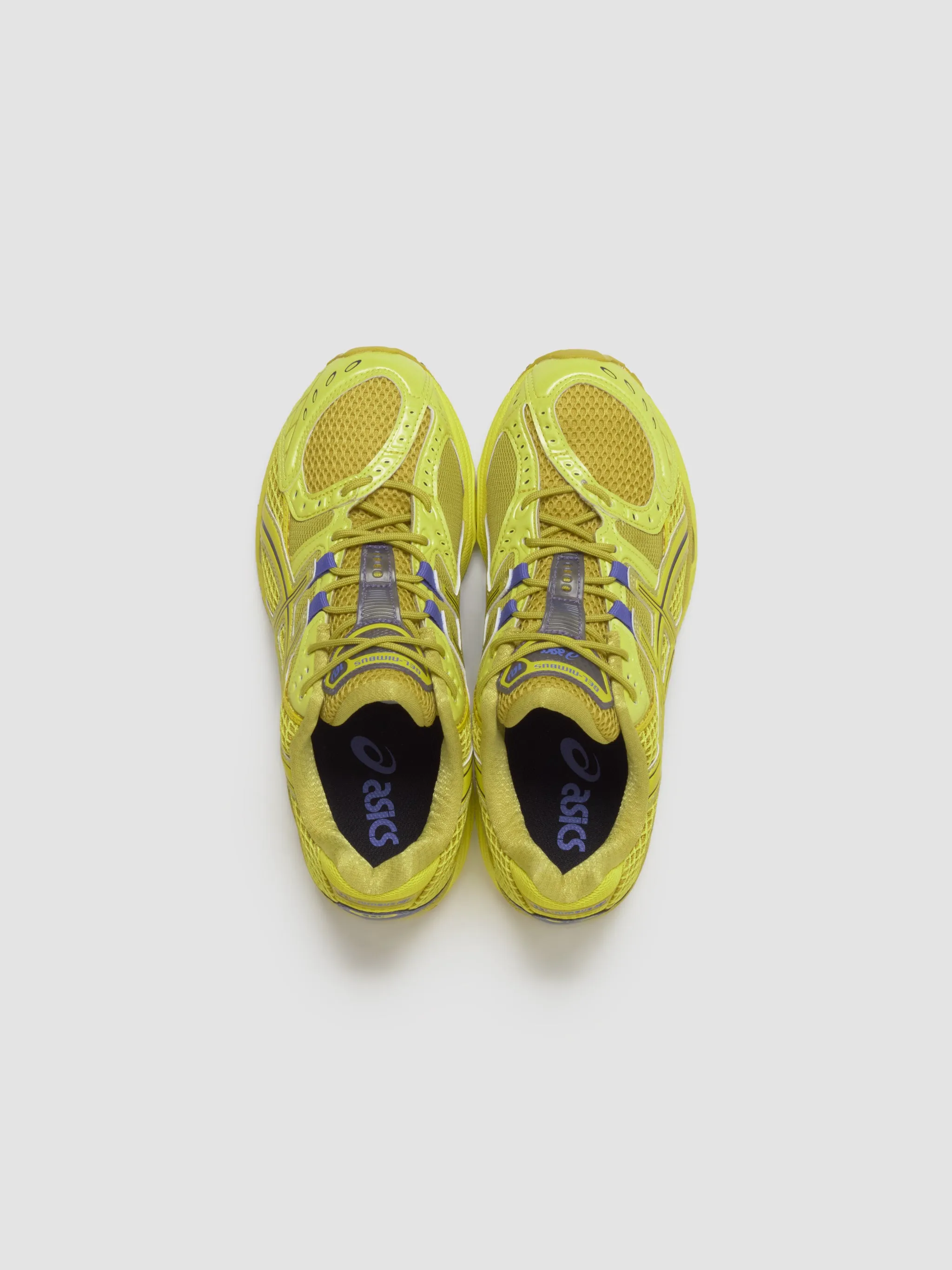 GEL-NIMBUS 10.1 Sneaker in Kelp & Lemon Spark
