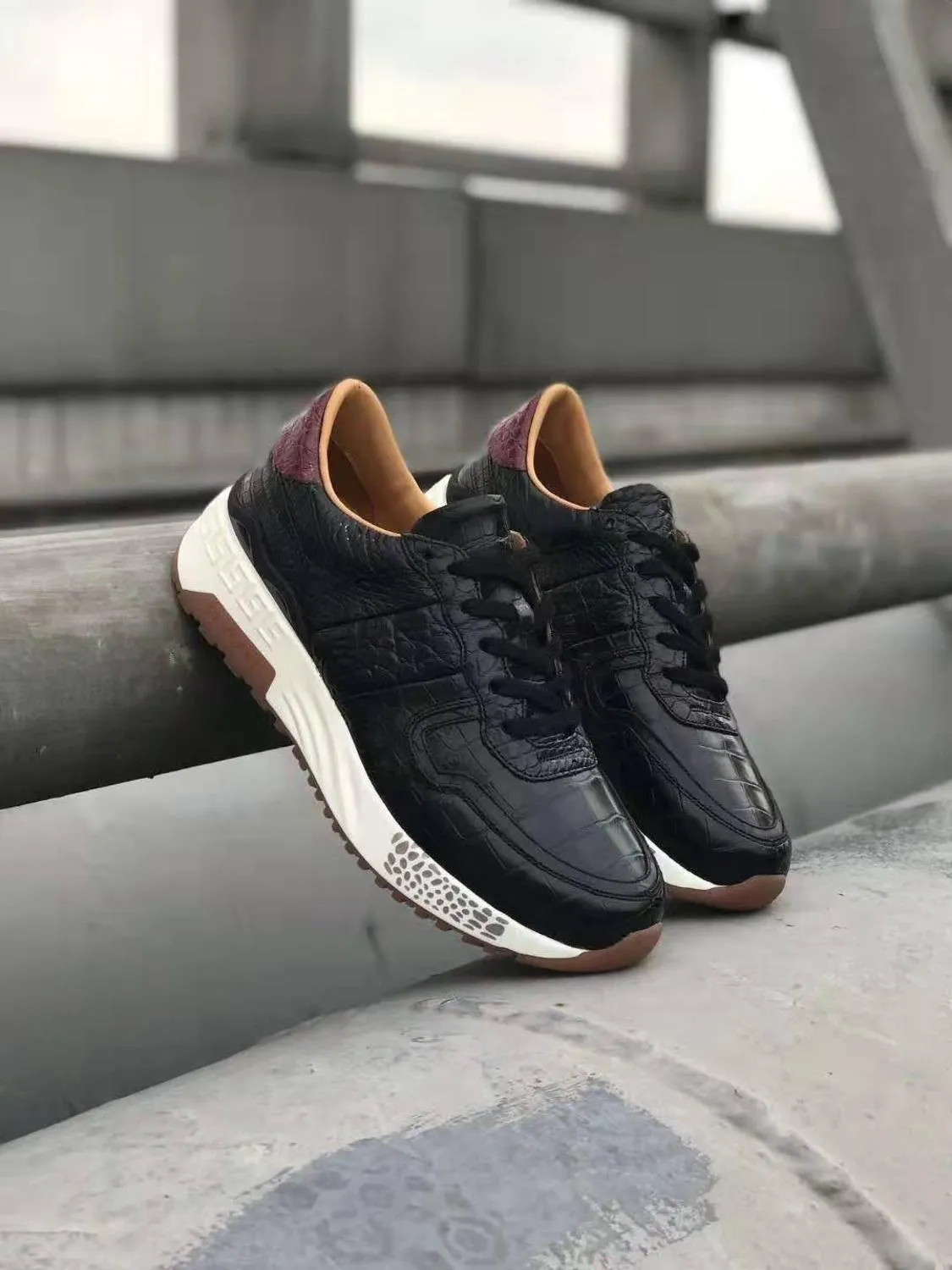 GENUINE CROCODILE LOW TOP SNEAKERS