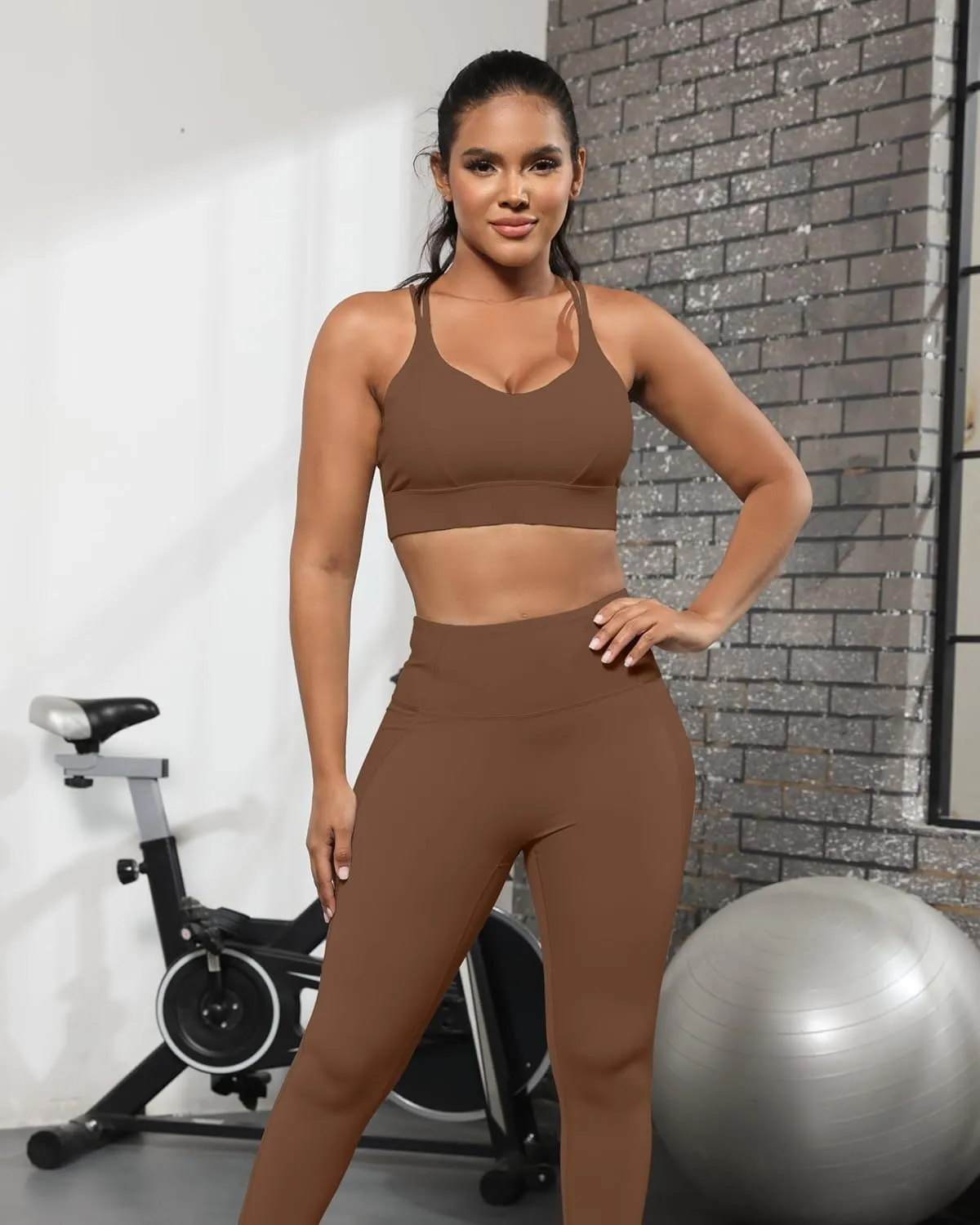 Grace Form Sports Bra for Women Strappy Medium Support Push Up Padded Sports Bra for Running Workout Bra Yoga Bra