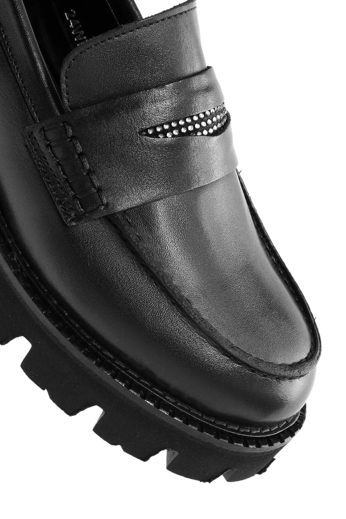 Kadın Siyah Taş Detaylı Deri Maskülen Loafer
