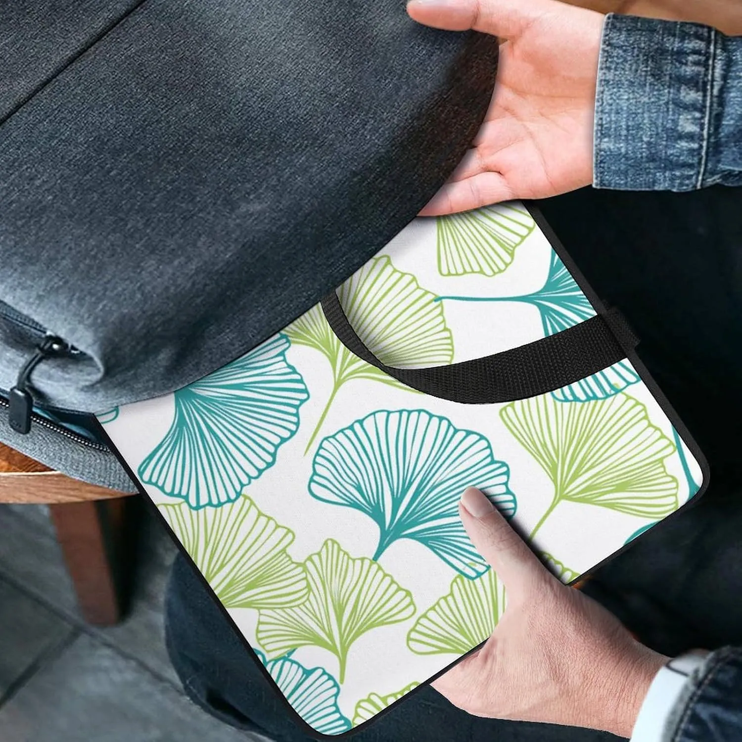 Laptop Shoulder Bag Laptop Bag Computer Bag Leaf Outline Doodle Messenger Bag for Unisex
