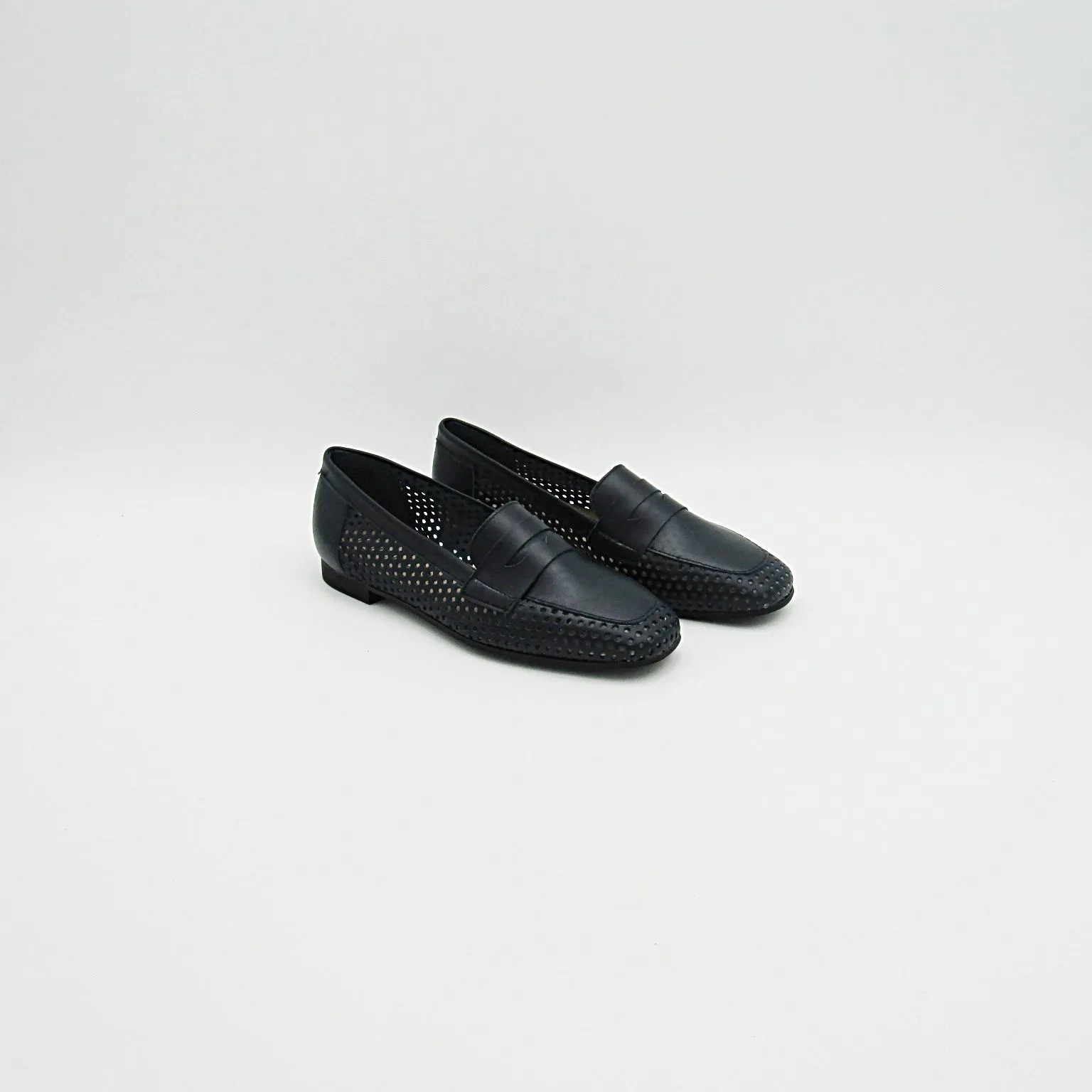 LOAFER