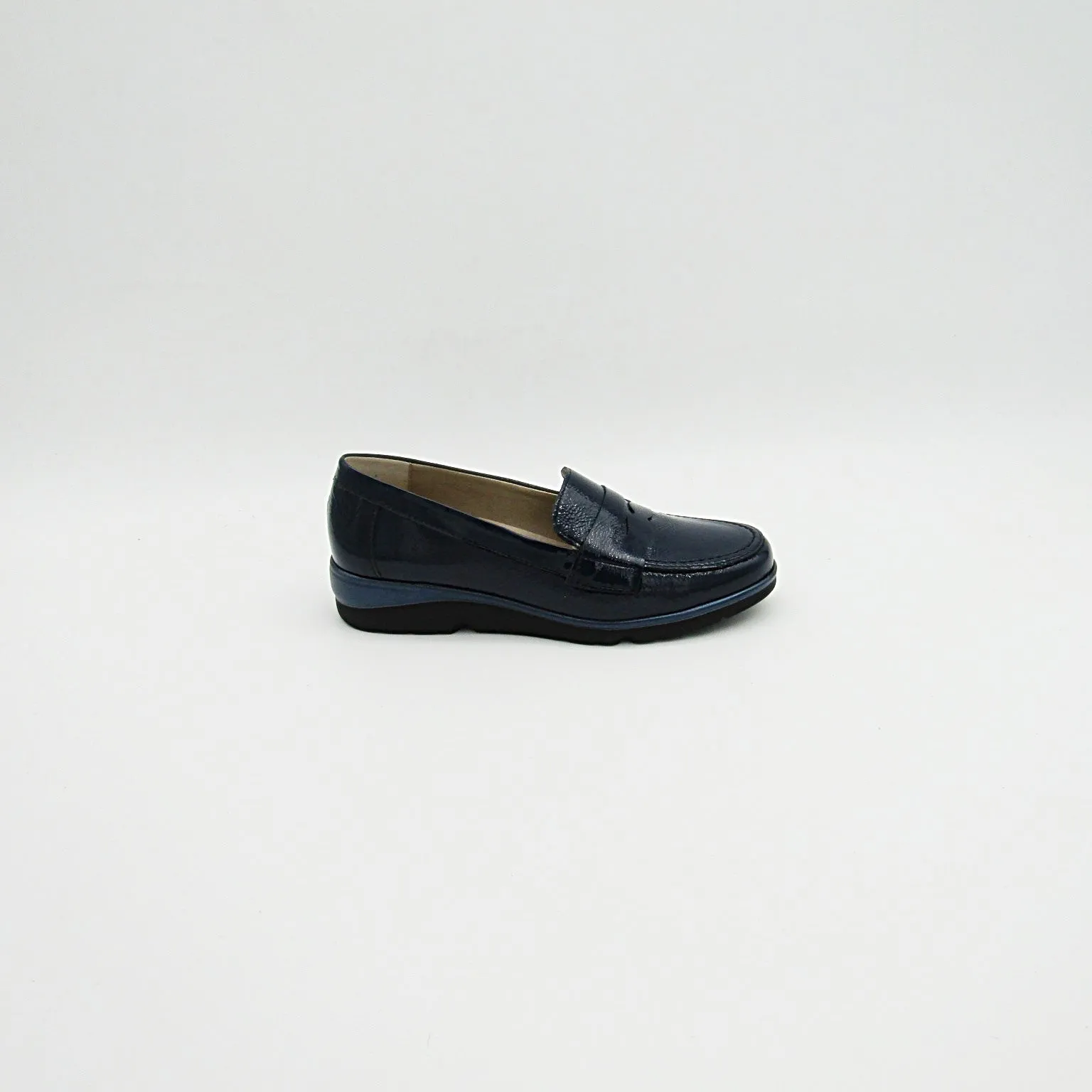 LOAFER