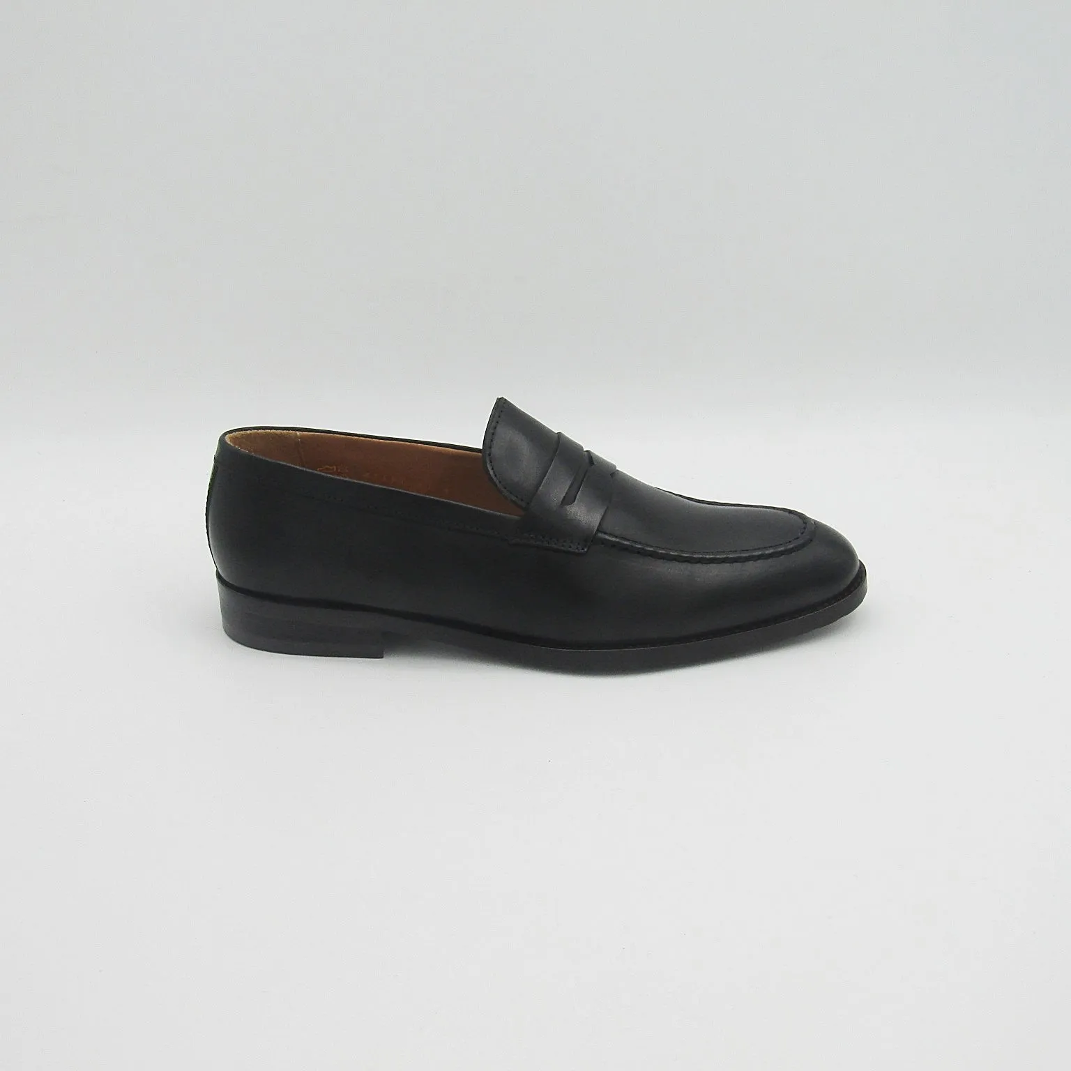 LOAFER