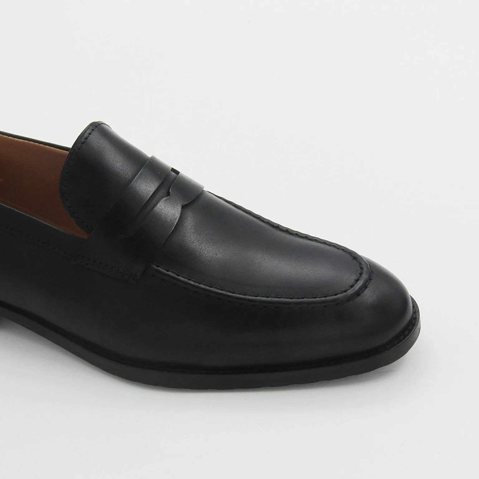 LOAFER