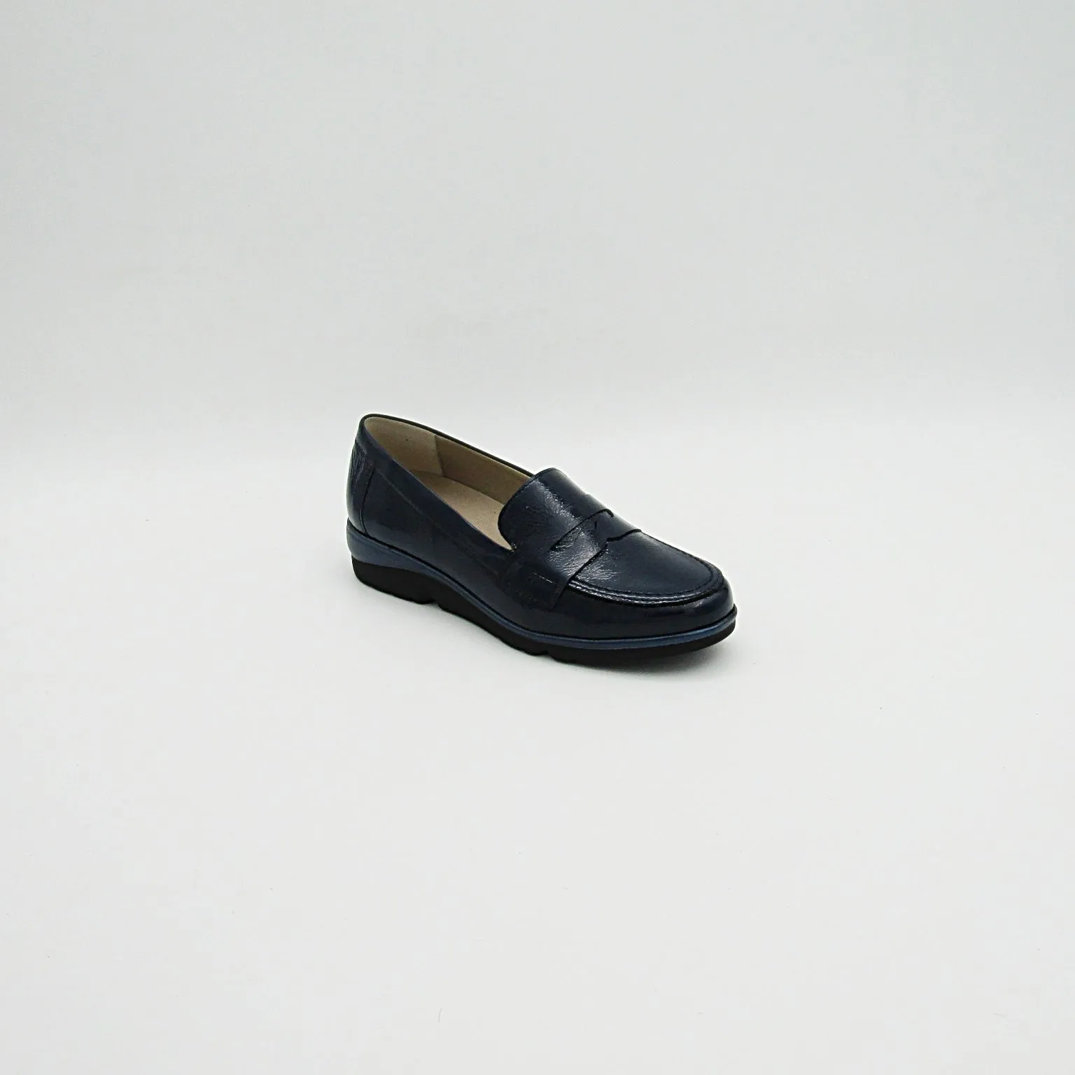 LOAFER