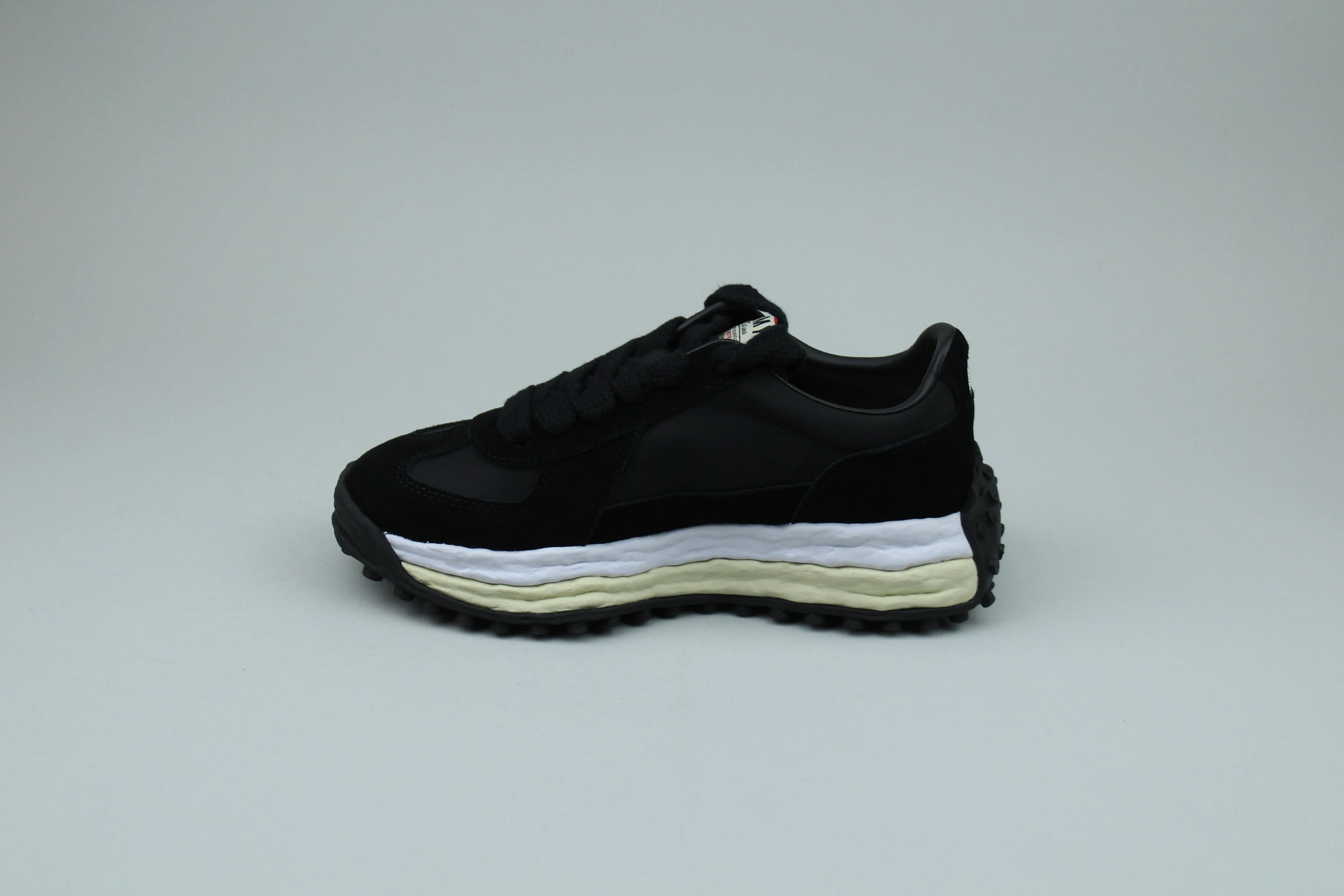 Maison Mihara Yasuhiro Larry OG Sole Low-cut Sneaker 'Black'