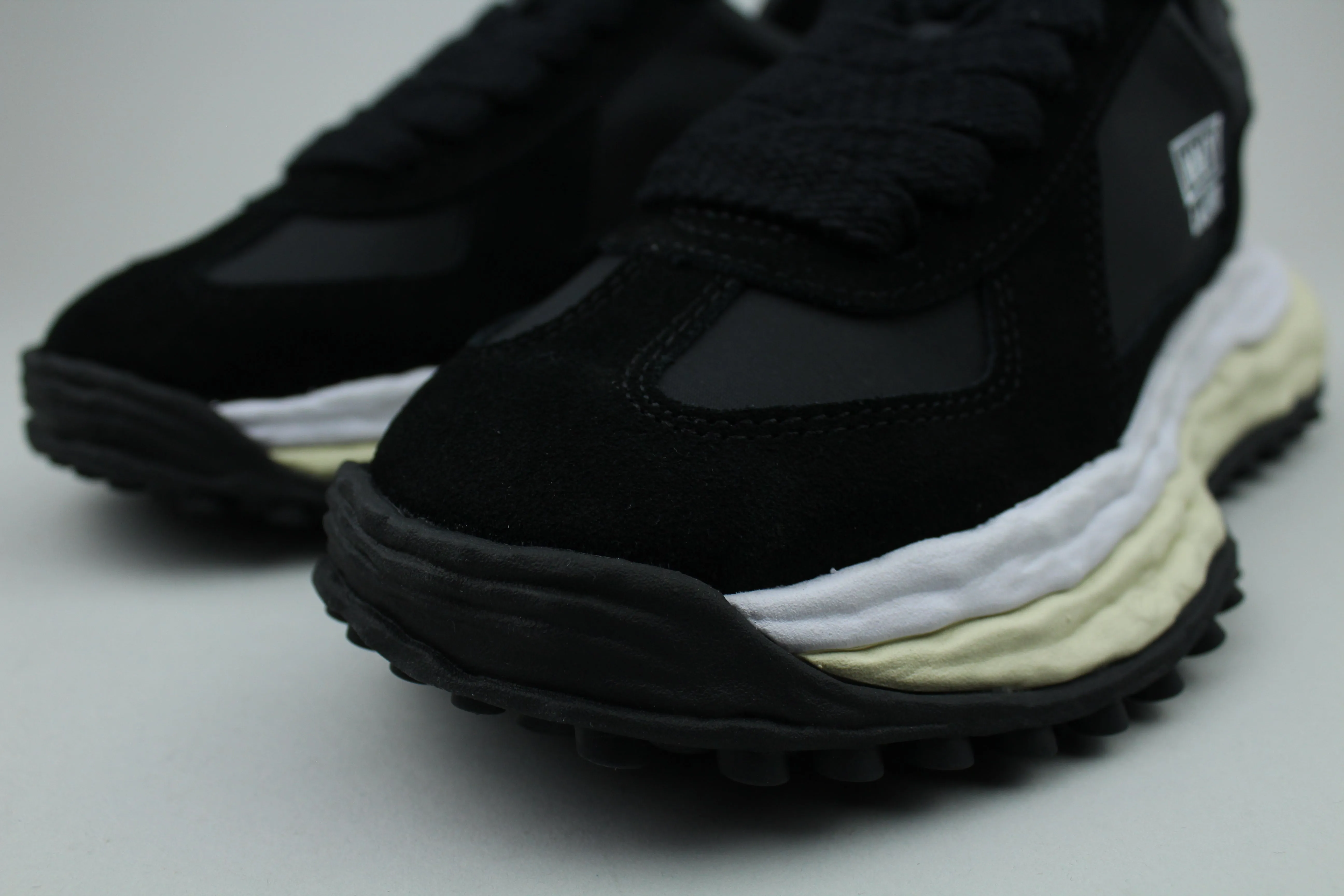 Maison Mihara Yasuhiro Larry OG Sole Low-cut Sneaker 'Black'