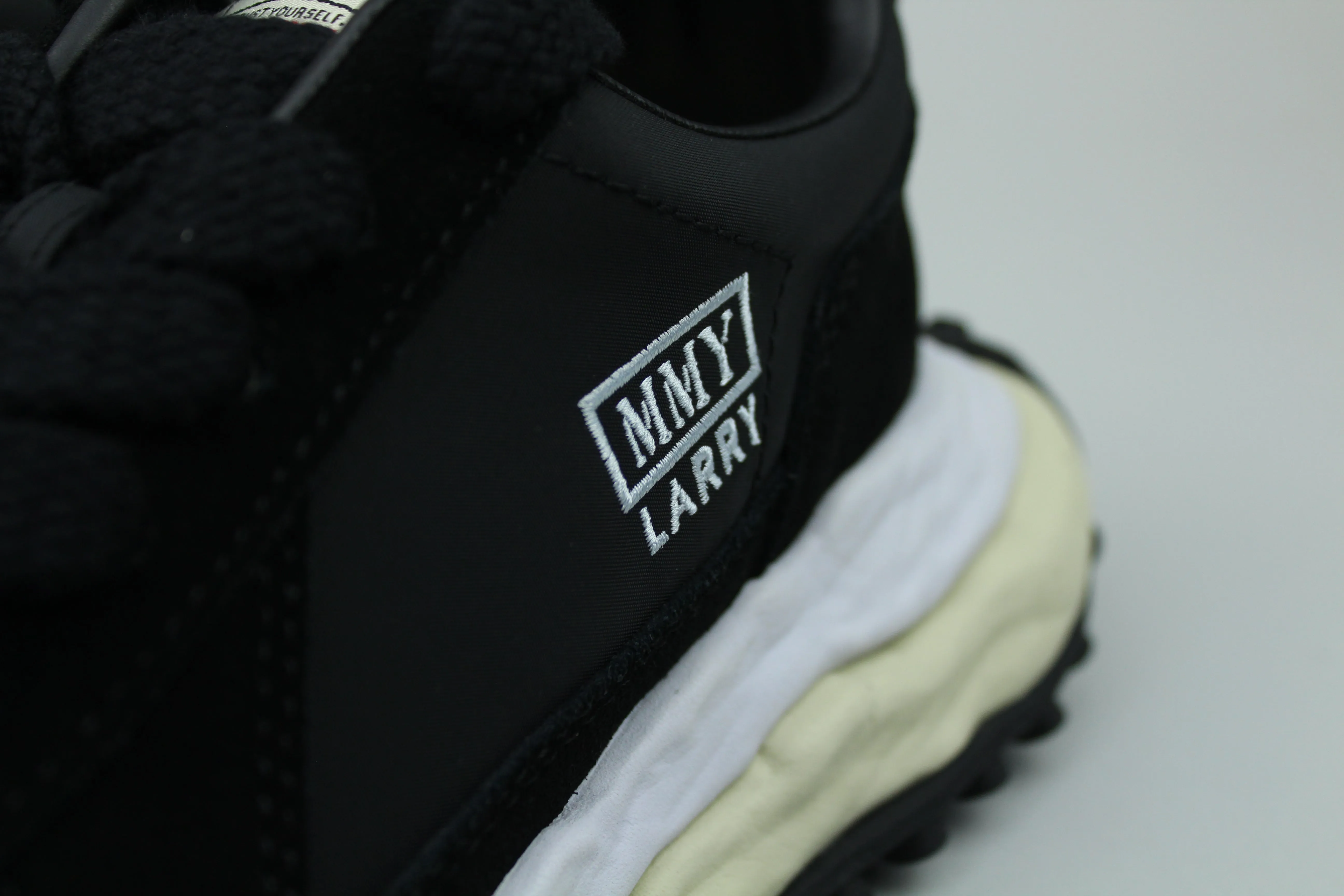 Maison Mihara Yasuhiro Larry OG Sole Low-cut Sneaker 'Black'