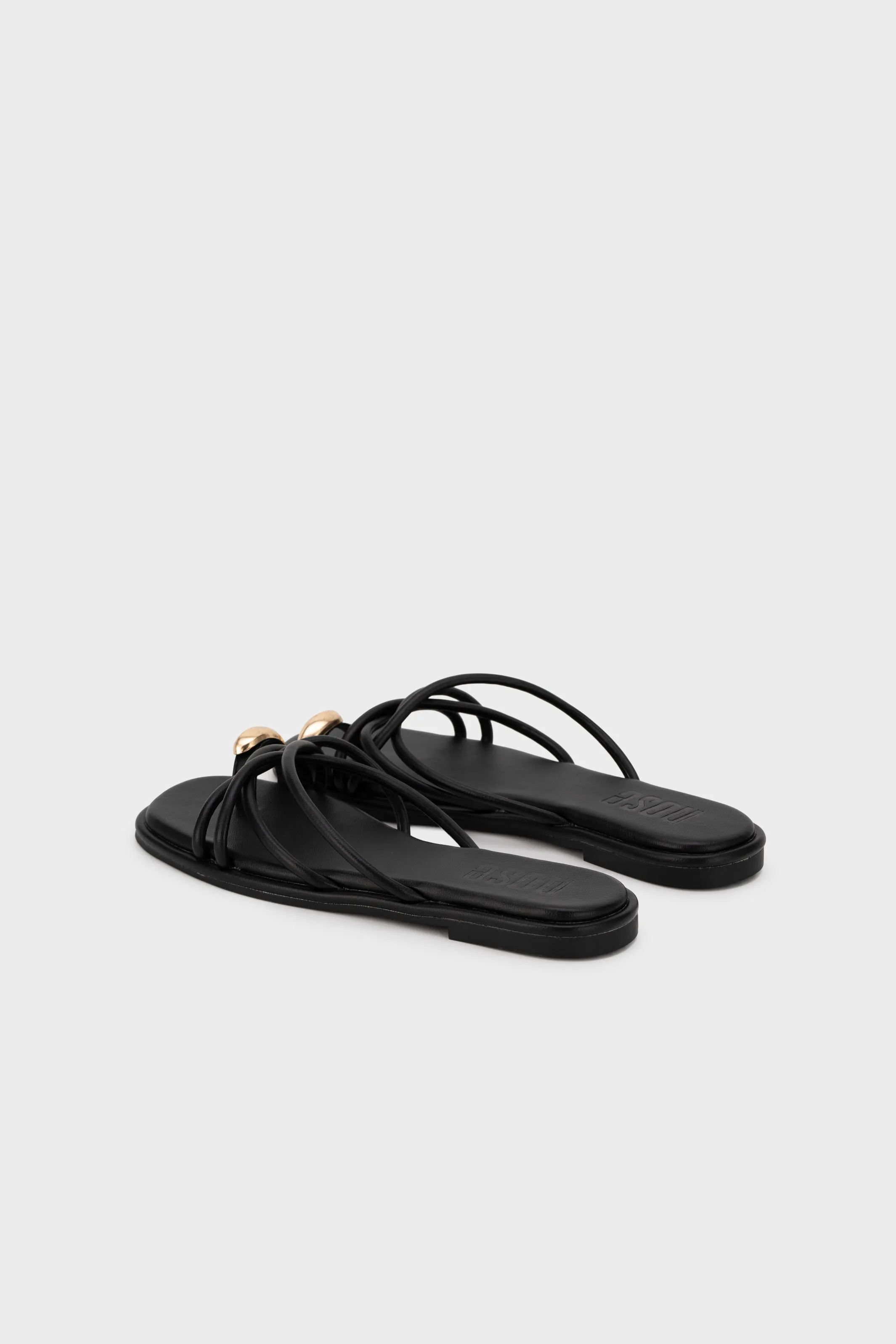 METAL BUCKLE WITH STRAPPY FLAT THONG