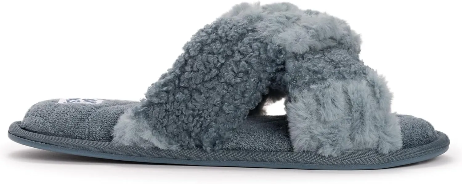 MUK LUKS Women's Perley Criss Cross Slipper