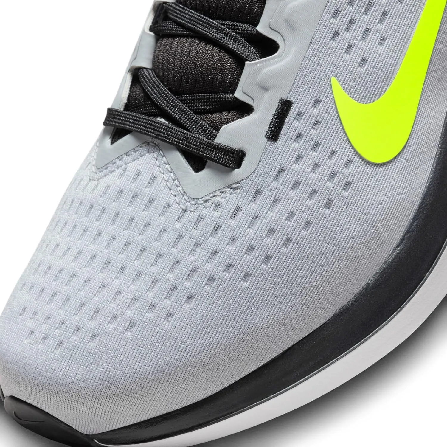 NIKE Men's Sneaker