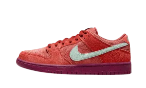 Nike SB Dunk Low Mystic Red