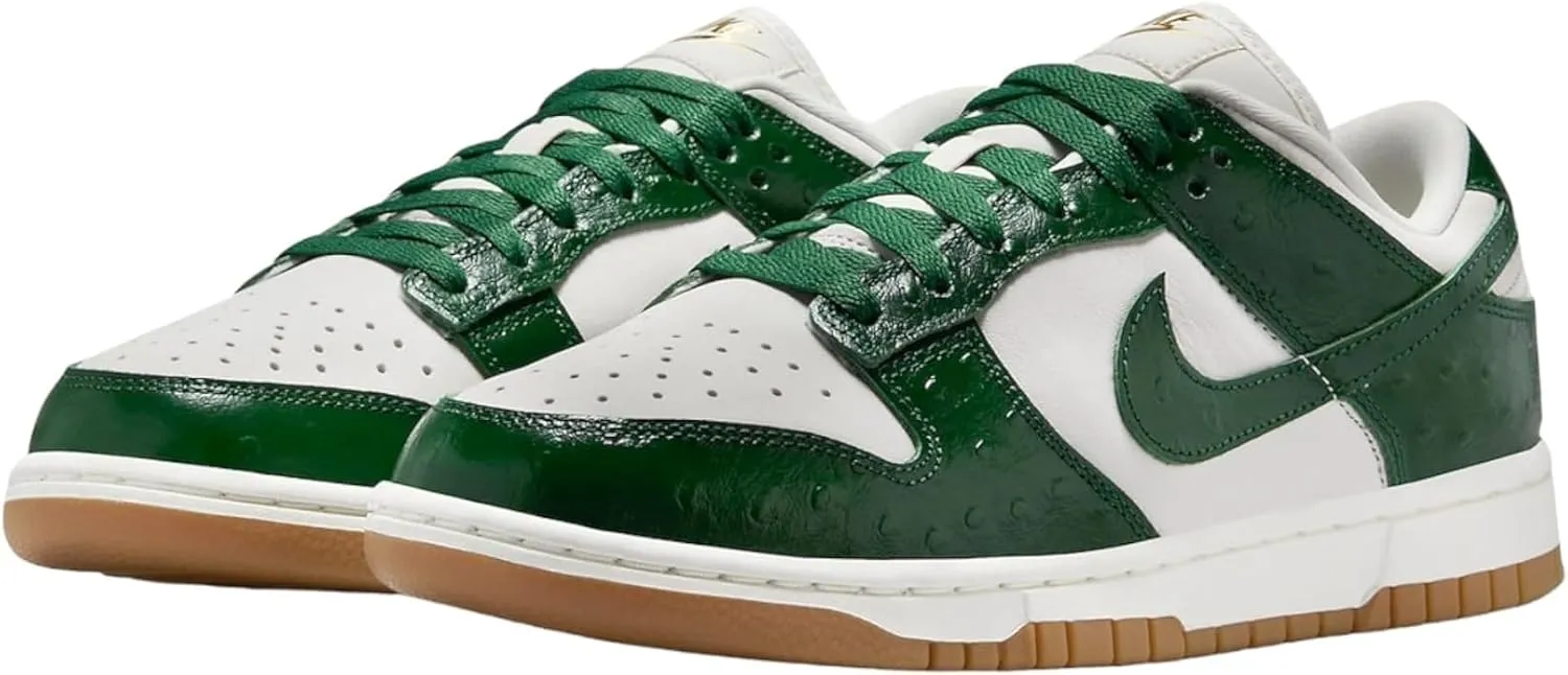 Nike Women's W Dunk Low Lx Sneaker