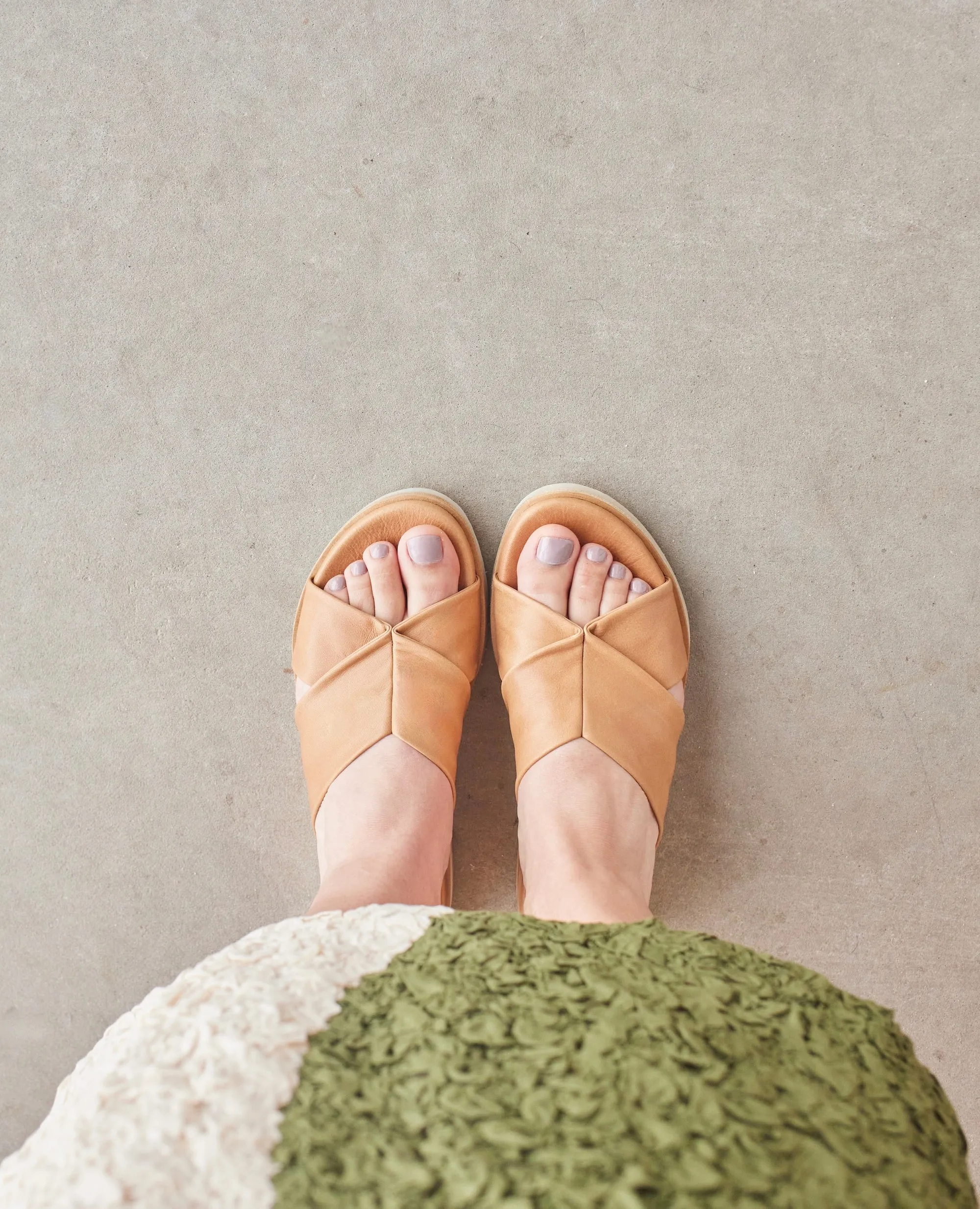 Pasque Sandal