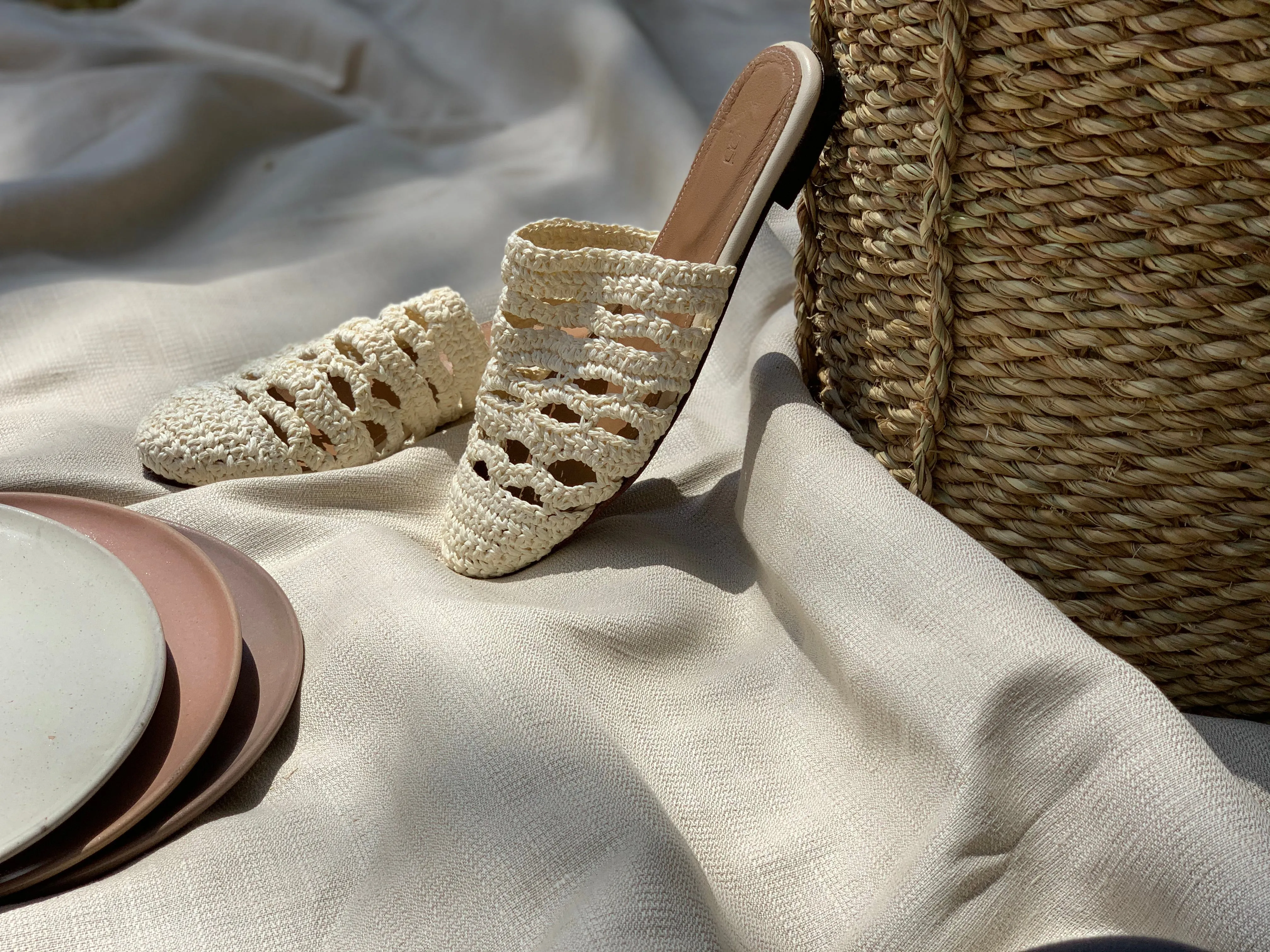 Raffia Off- White