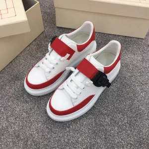 Sneakers "Buckle Up"