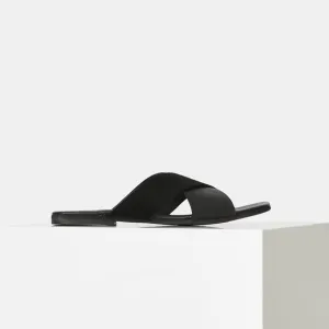 Tao Slide (Black)