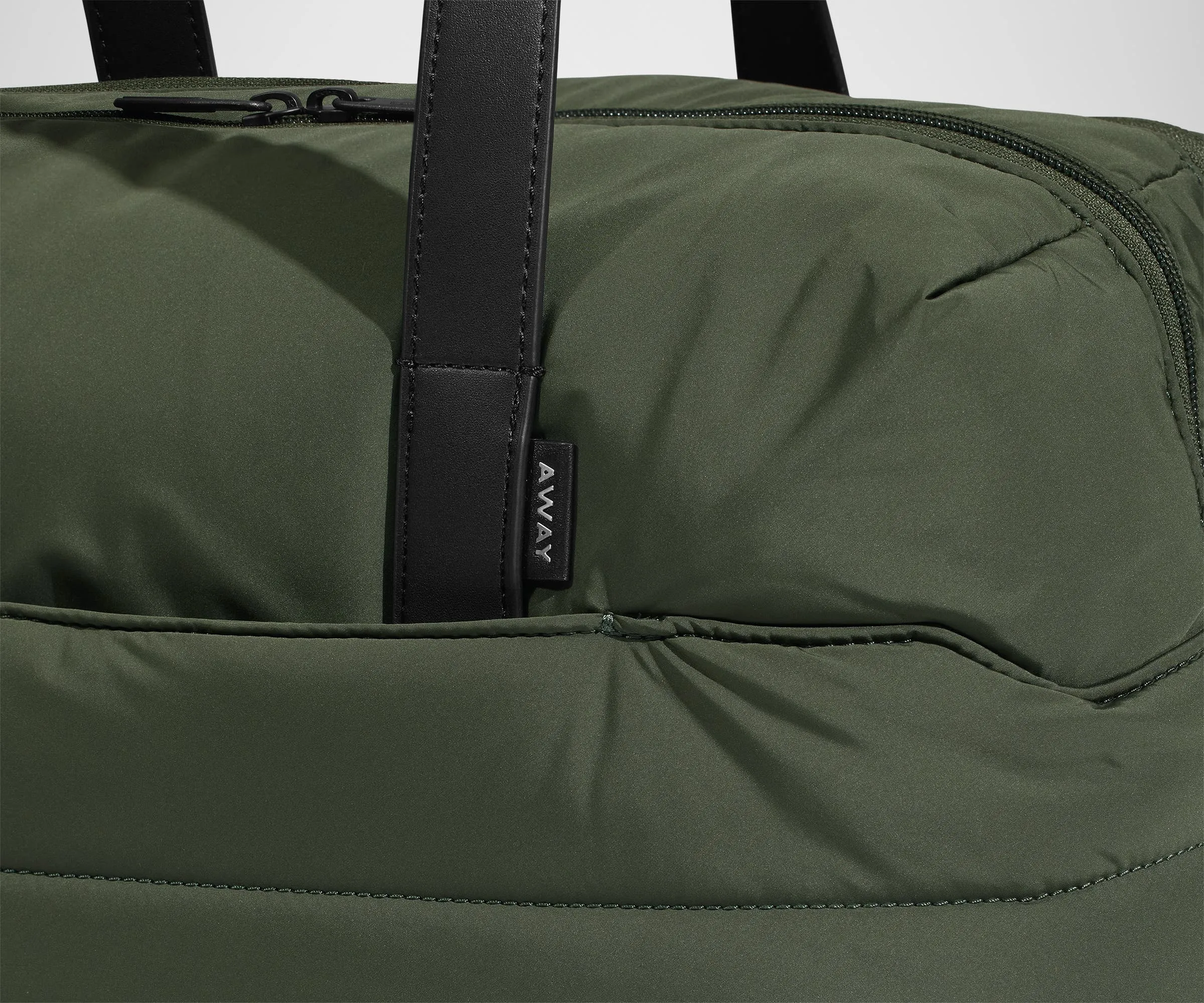 The Quilted Everywhere Bag in Olive Green