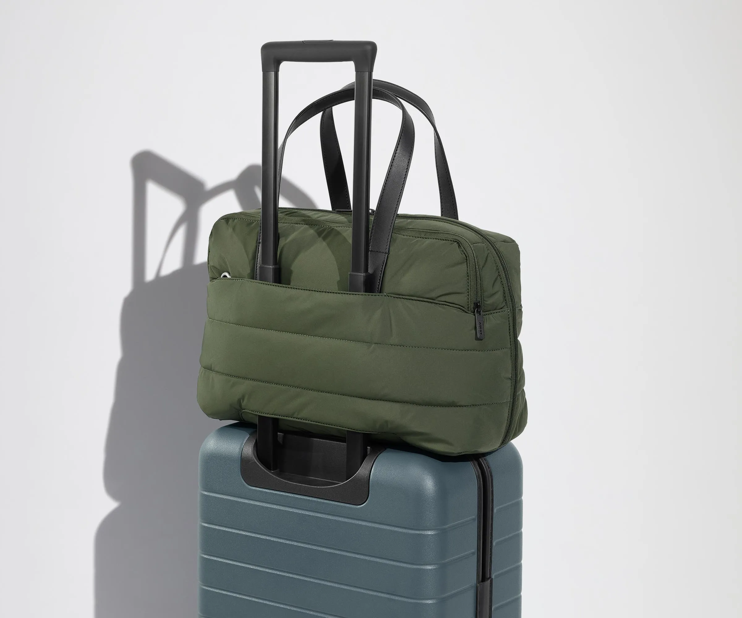 The Quilted Everywhere Bag in Olive Green