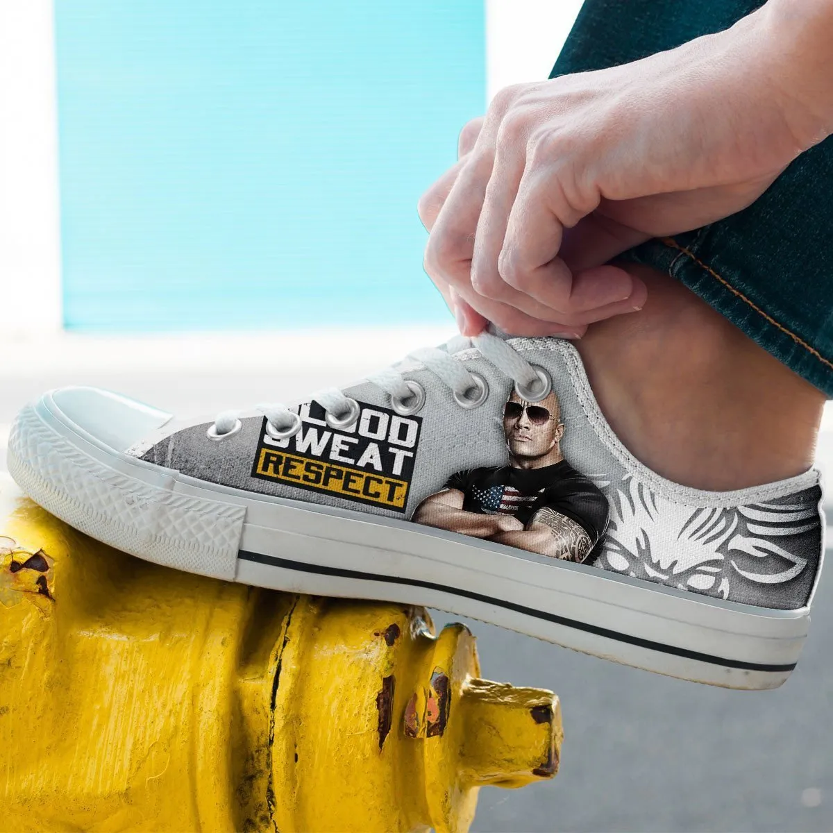 the rock mens low cut sneakers cut