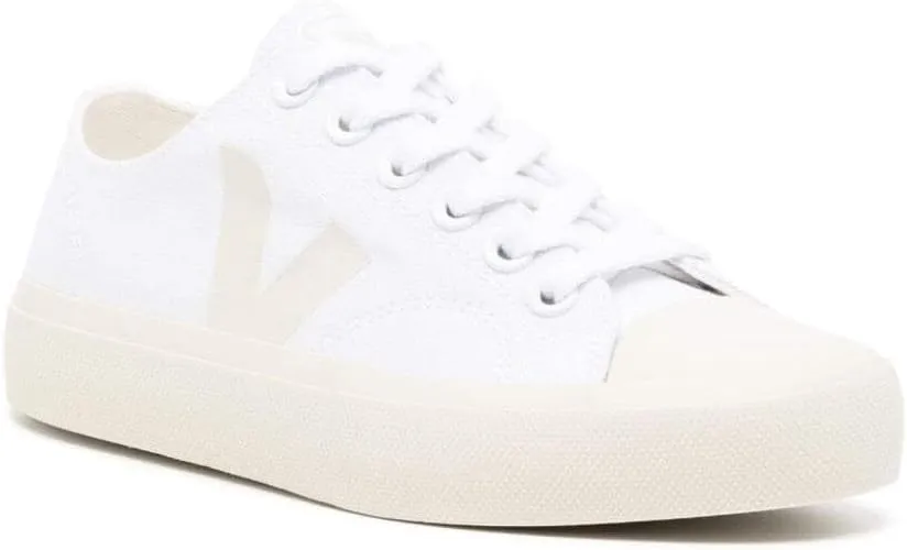 Veja Women's Wata Ii Low Sneaker