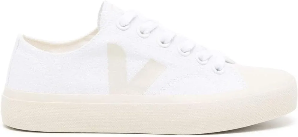 Veja Women's Wata Ii Low Sneaker