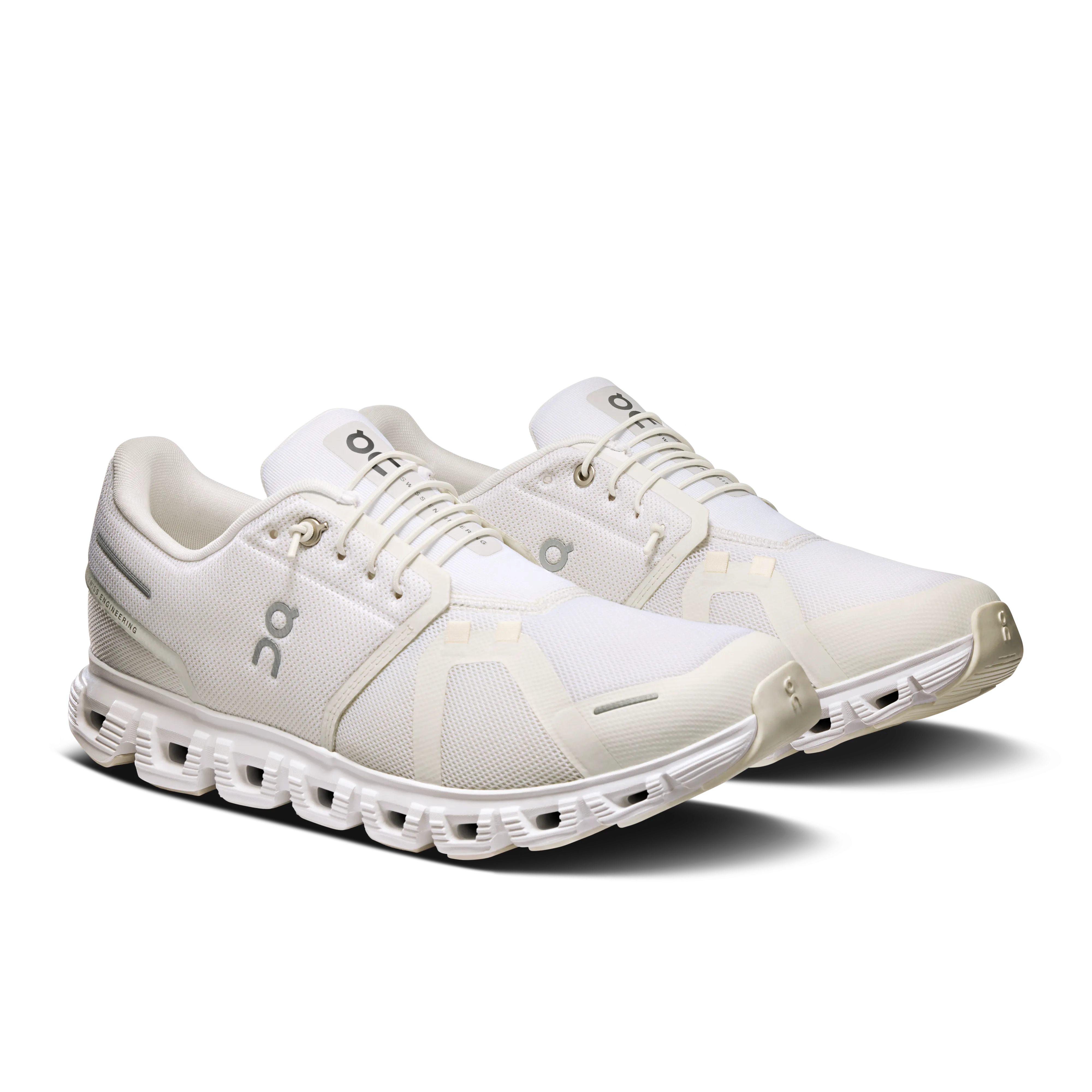 Women's Cloud 6