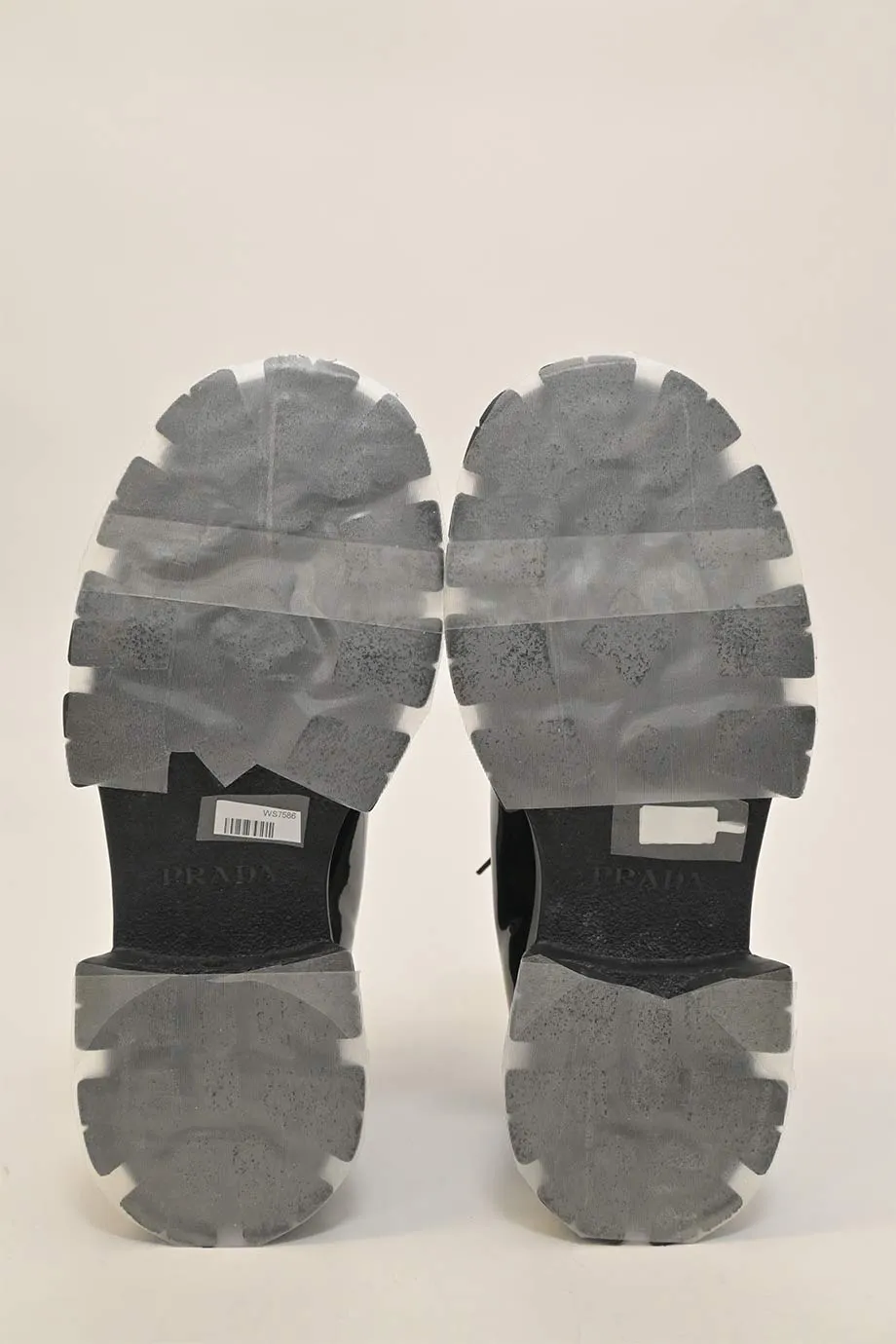 [WS7586] Prada | Brogues