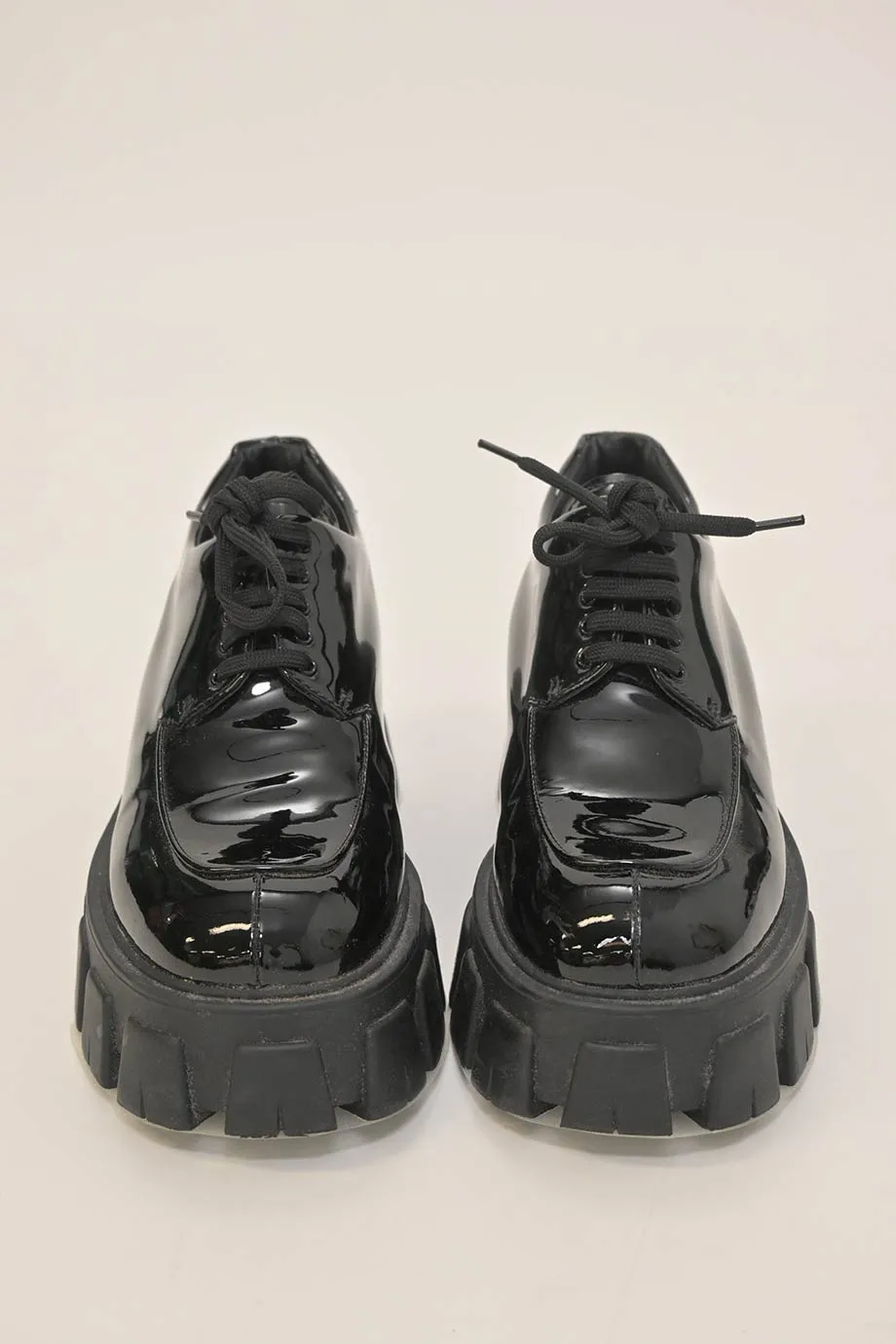 [WS7586] Prada | Brogues